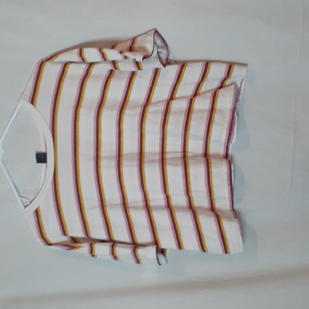 💥3for$10💥White striped crop top